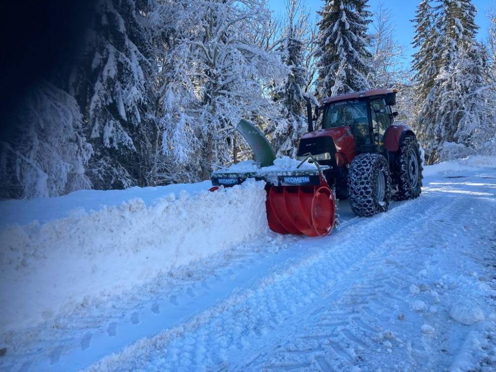 Déneigement à Morillon